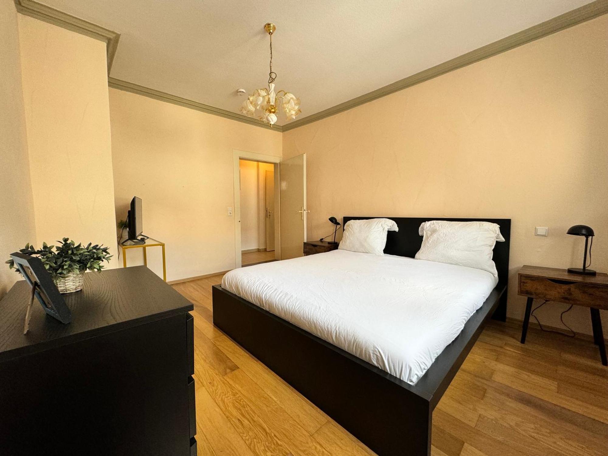 "City Chic Apartment" Im Gassen Gefluester 施韦比施哈尔 外观 照片